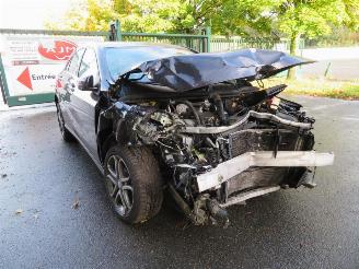 dañado vehículos comerciales Mercedes A-klasse  2014/4