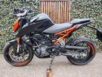 occasion motor cycles KTM 125 Duke ABS 2021/5