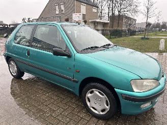 danneggiata veicoli commerciali Peugeot 106 XR 1.1 NIEUWSTAAT!!!! VASTE PRIJS! 1350 EURO 1996/1