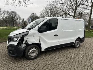 dommages scooters Renault Trafic 1.6 dci t29 l1 2019/6