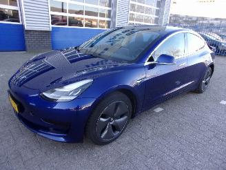 dañado vehículos comerciales Tesla Model 3 RWD PLUS 60KW PANORAMA 2020/9