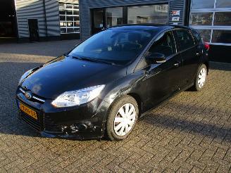 occasion passenger cars Ford Focus 1.0 EcoBoost Trend 5drs 2013/4