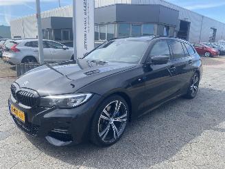 damaged trailers BMW 3-serie Touring 330d M xDrive High Executive AUTOMAAT 2020/7