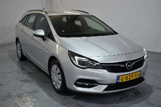 okazja samochody osobowe Opel Astra SPORTS TOURER 2019/11