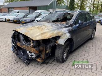 danneggiata veicoli industriali Ford Mondeo Mondeo V Wagon, Combi, 2014 2.0 Hybrid 16V 2020/8