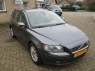 occasion passenger cars Volvo V-50 2.4 Exclusive automaat 2004/8