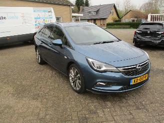 damaged commercial vehicles Opel Astra SPORTS TOURER1.6 CDTI REST BPM  1250 EURO !!!!! 2016/8
