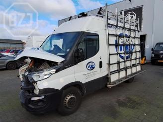 damaged machines Iveco New Daily New Daily VI, Van, 2014 33S12, 35C12, 35S12 2018/5