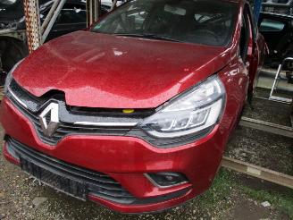 damaged motor cycles Renault Clio  2017/1