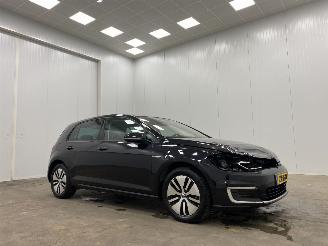 occasion passenger cars Volkswagen e-Golf DSG 100kw 5-drs Navi Clima 2019/7