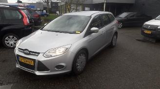 occasion passenger cars Ford Focus  2014/1