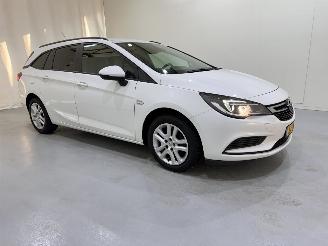 dommages remorques/semi-remorques Opel Astra Sports Tourer 1.0 Online Edition 2019/1