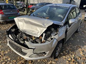 damaged commercial vehicles Ford Fiesta 1.0 Style 2016/3