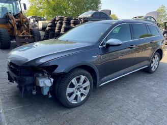 Damaged car Volkswagen Passat Passat Alltrack (3G5), Combi, 2015 2.0 TDI BiTurbo 16V 4Motion 2017/9