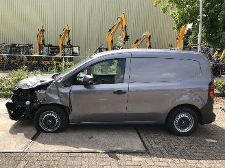 dañado ciclomotor Renault Kangoo 15dci 2022/6