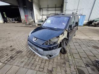 Damaged car Peugeot Partner Partner Tepee (7A/B/C/D/E/F/G/J/P/S), MPV, 2008 / 2018 1.6 HDiF 110 16V 2010