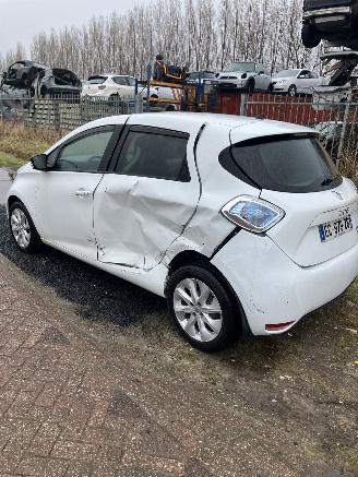 damaged commercial vehicles Renault Zoé batterij  inbegrepen 2016/6