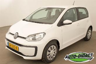 damaged motor cycles Volkswagen Up 1.0 BMT 84.564 km Airco  Move up 2018/5