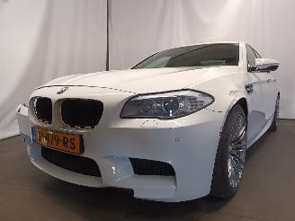 Damaged car BMW Model S M5 (F10) Sedan M5 4.4 V8 32V TwinPower Turbo (S63-B44B) [412kW]  (09-2=
011/10-2016) 2012/10