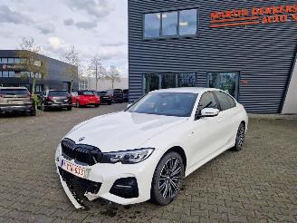 ocasión turismos BMW 3-serie 320i AUTOM / M-PAKKET / 33 DKM 2019/5