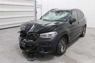 uszkodzony ciężarówki BMW X3  2020/10