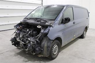 damaged campers Mercedes Vito  2021/8