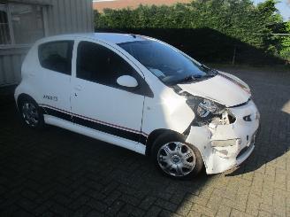 disassembly commercial vehicles Toyota Aygo  2009/2