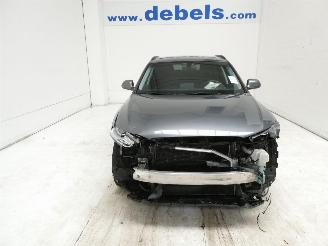 damaged commercial vehicles Audi Q3 2.0 D 2016/8