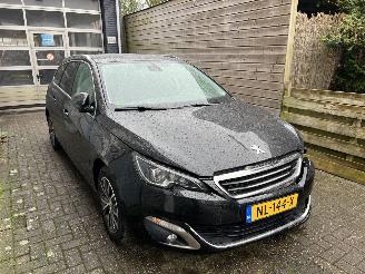 Used car part Peugeot 308 1.2 96kw. Automaat 2017/3