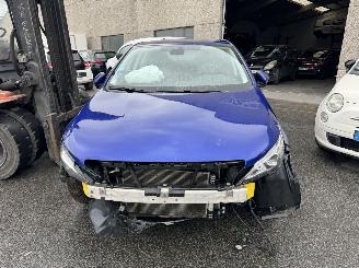damaged machines Peugeot 308  2018/6