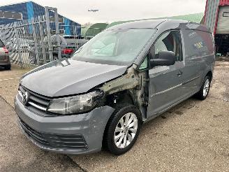 damaged commercial vehicles Volkswagen Caddy maxi 2.0 TDI 2018/2