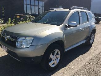 dommages motocyclettes  Dacia Duster 1.5 dci airco 2010/10